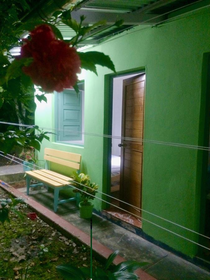 The Amazon Within Hostel Икитос Екстериор снимка